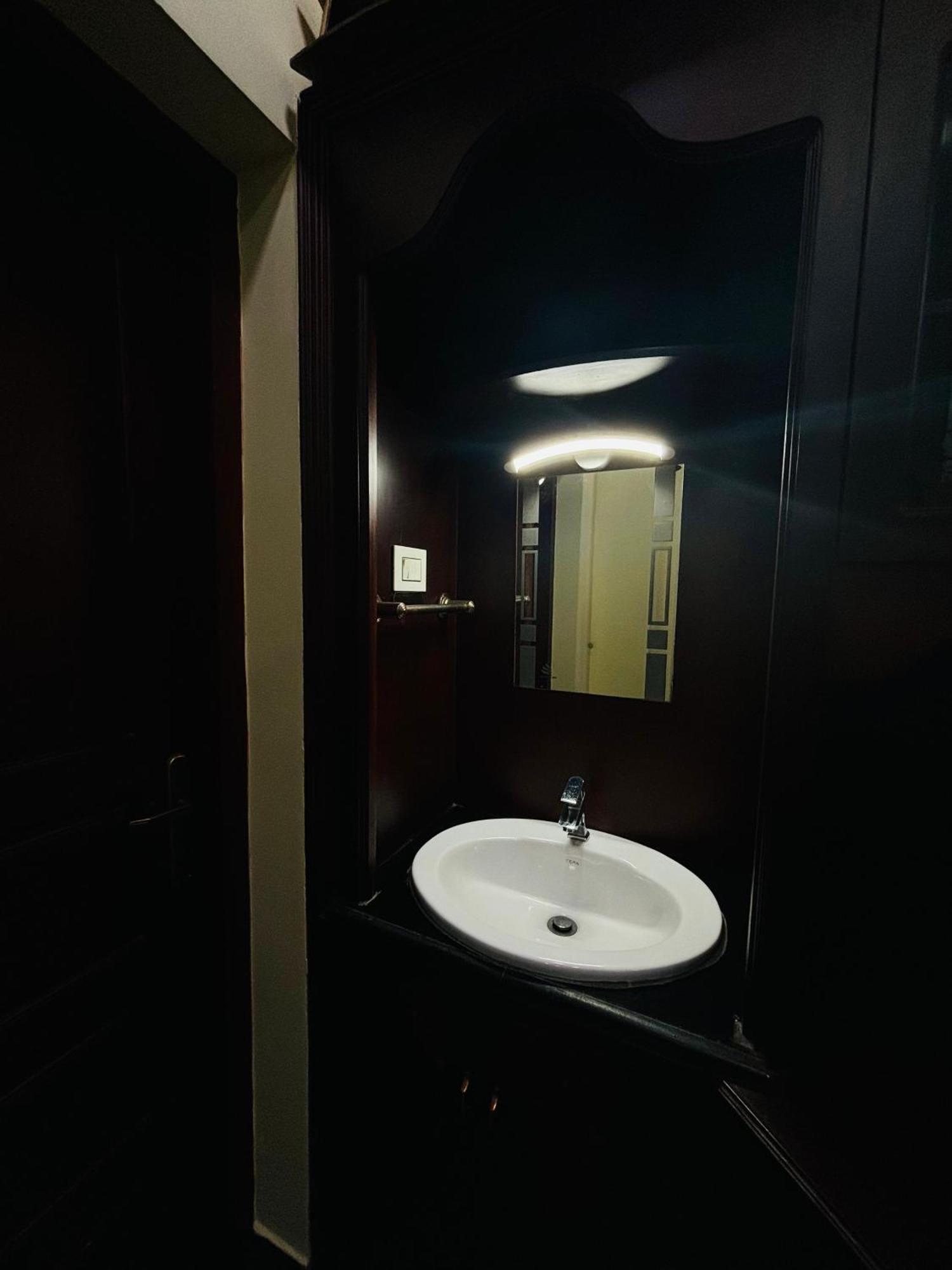 Isha Residency Hotell Kochi Eksteriør bilde
