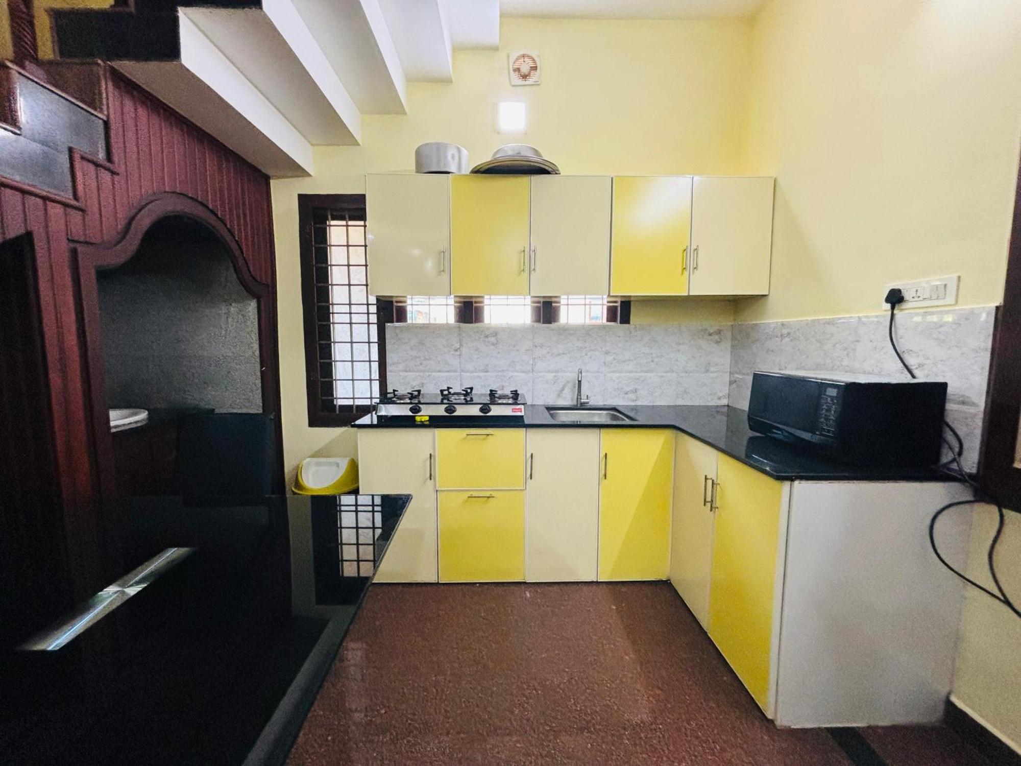 Isha Residency Hotell Kochi Eksteriør bilde